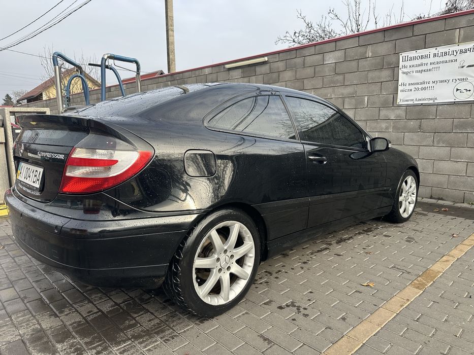 Mercedes Benz c 200 sport coupe (clk)