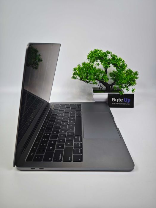Apple MacBook Pro 13" A1989 (2019) i7/16GB /512GB/Space Gray GWARANCJA