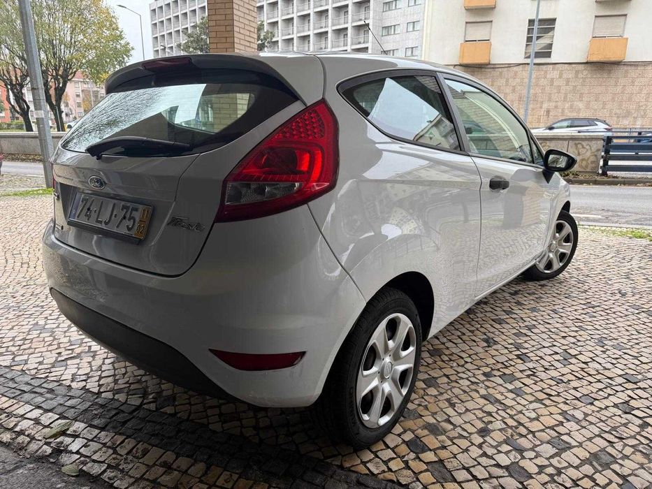 Ford Fiesta VI Van 1.4 TDCi 2011 - Poucos km