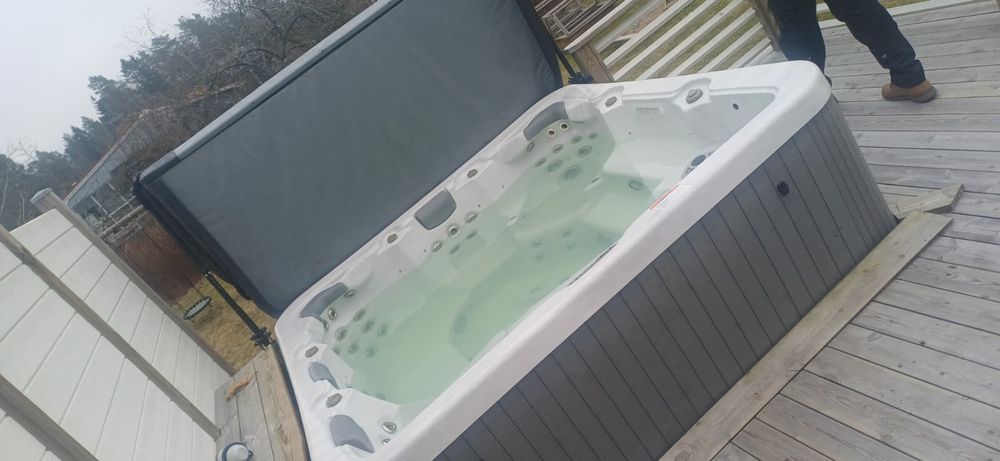 Sprzedam jacuzzi