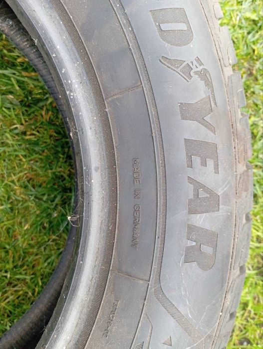 Шини зима 225/65/R17 GoodYear UltraGrip (зимова гума, резина))