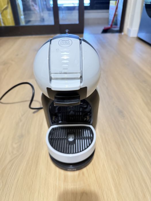 Máquina de Café KRUPS Dolce Gusto