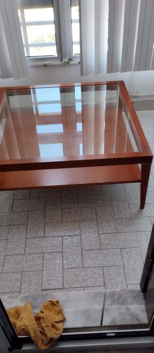 Mesa quadrada  cerejeira