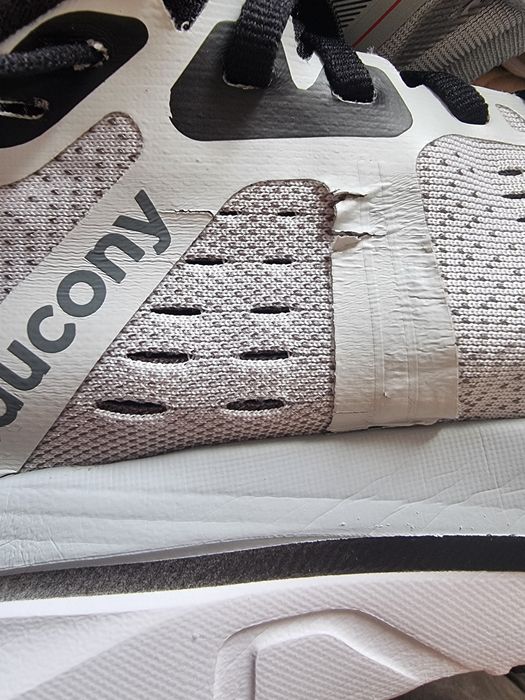 Оригінал 100% чоловічі кросівки Saucony Guide 18  EUR 46