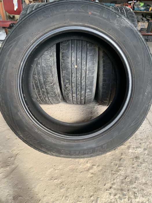 Продам шини NEXEN 215/60R17