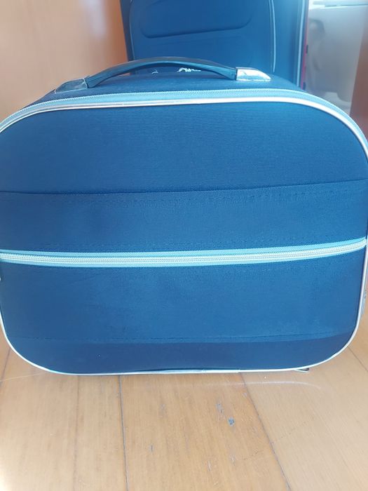 Mala de mão em viagem