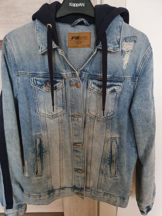 Kurtka jeansowa z kapturem