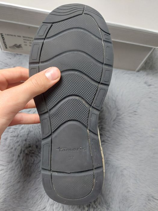 Tamaris czarne sneakersy damskie rozmiar 37