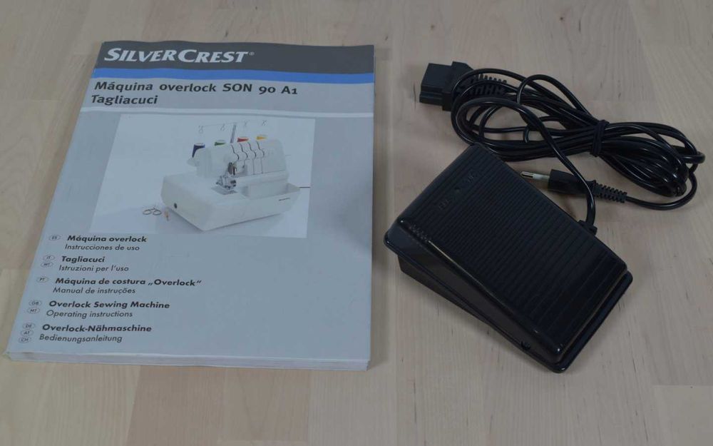 Máquina de Costura OVERLOCK (Corte & Cose) - Como Nova