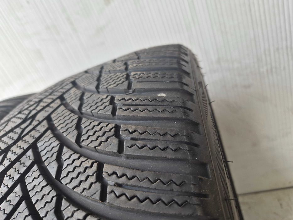 Firestone Winterhawk 4 245/40r19 98V 2024r 6,2mm XL Rant N3721