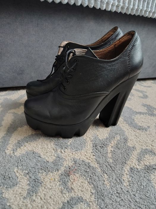 Туфлі шкіряні продам