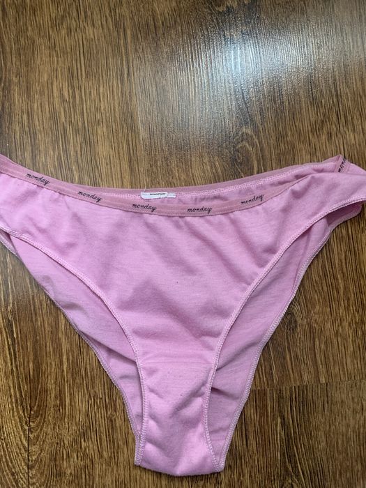 Rozowe majtki uzywane