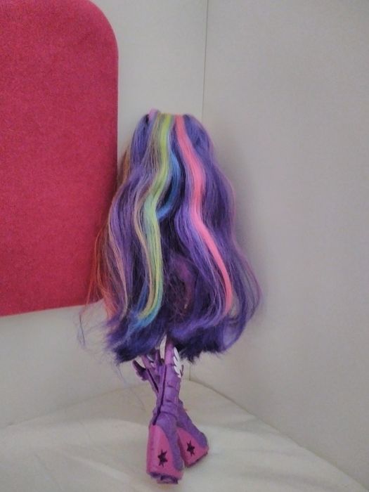 ,Lalka Twilight Sparkle,skaczący kucyk Raibow Dash