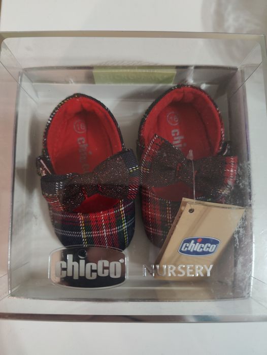 Sapatos criança marca Chicco