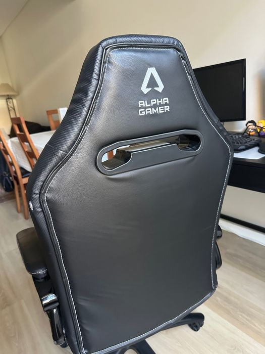 Cadeira Gaming marca Alpha Gamer