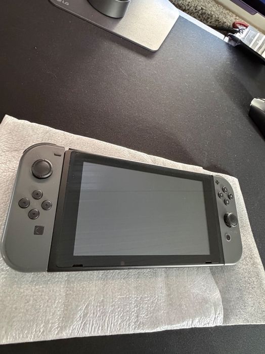 Consola Nintendo switch + Pro controller + jogos