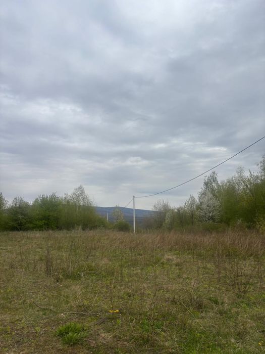 Продаж ділянки Дубки ( поруч нові компекси будують)