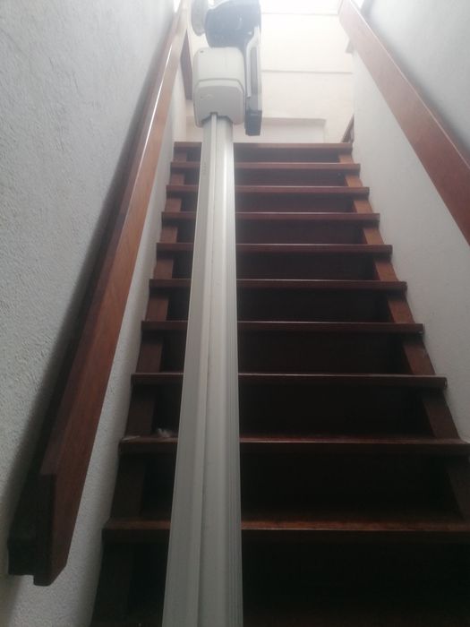 Vendo cadeira elevatória