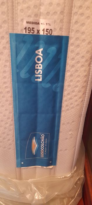 Colchão novo + estrado