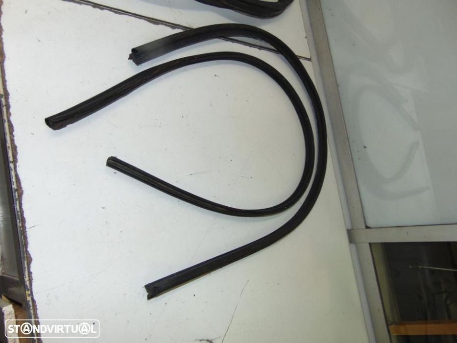 Toyota Starlet KP 61 borracha da mala " usado em bom estado