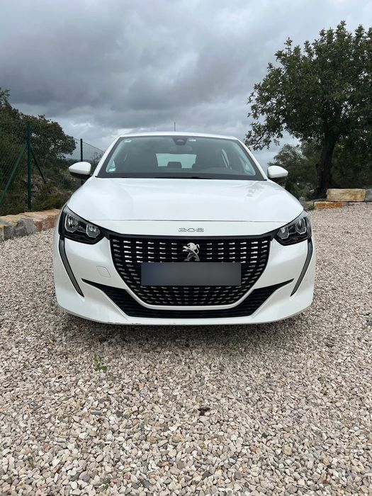 Peugeot 208 1.2 PureTech Allure EAT8