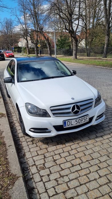 Sprzedam Mercedesa W204