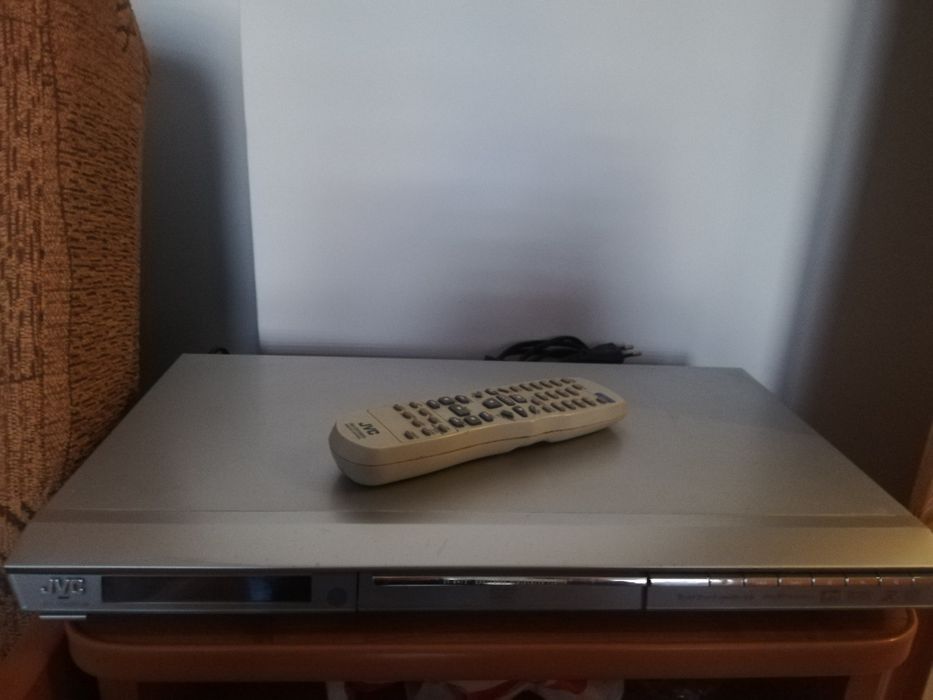Odtwarzacz DVD jvc