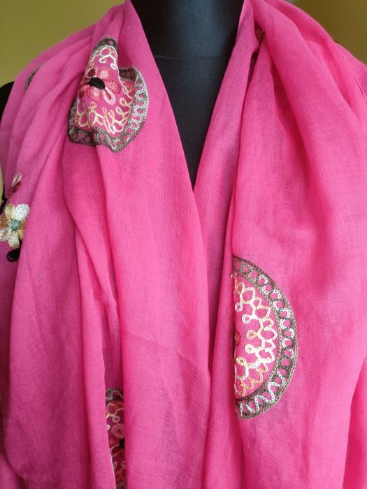 Szal haftowany chusta pareo 100% len, rozmiar 180*93