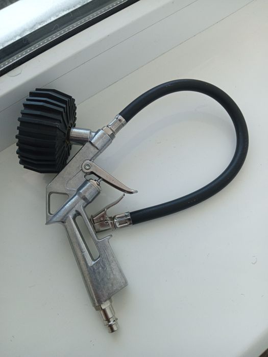 Пистолет для подкачки шин