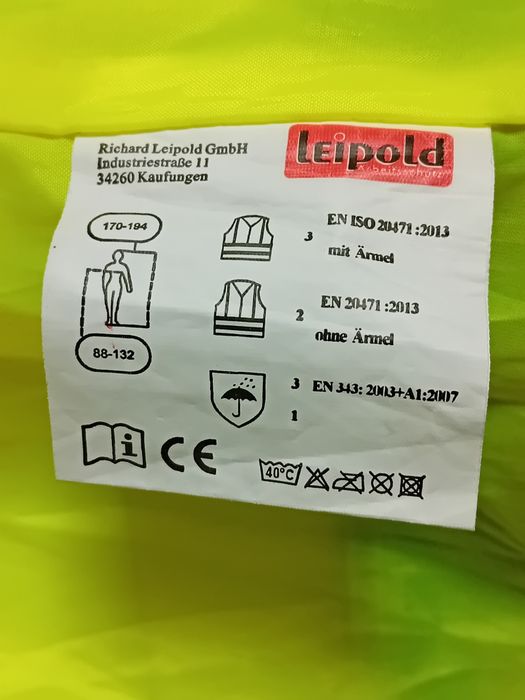 Робоча,світловітбивна куртка.52-54р.