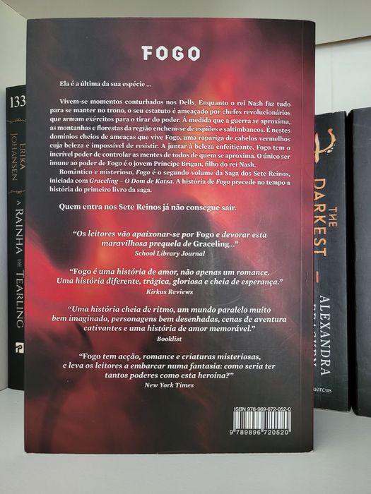 Livro Fogo de Kristin Cashore