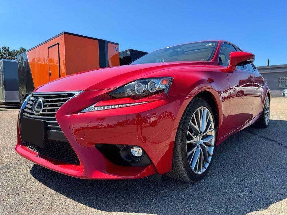 Lexus IS 300      2016