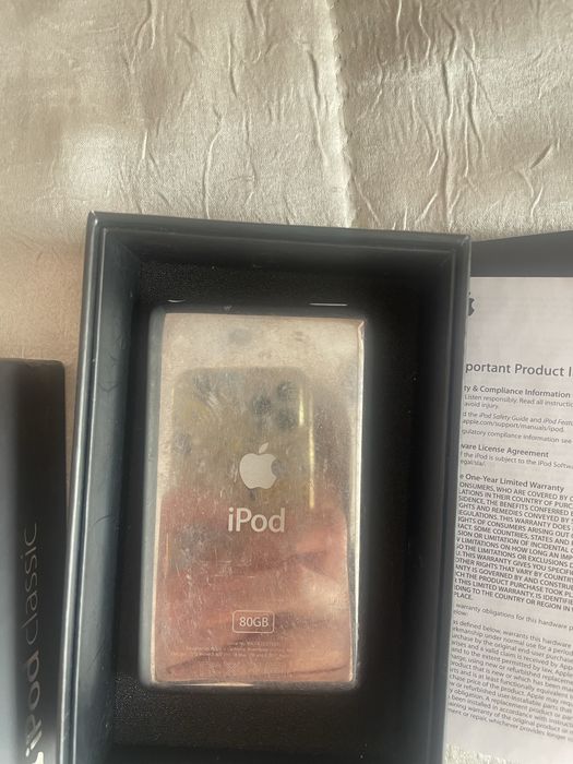 Apple Ipod classic Silver 80GB 6th gen A1238 MB029LL/A mp3 плеєр