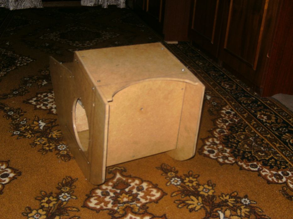 Цельный Короб акустический для скутера