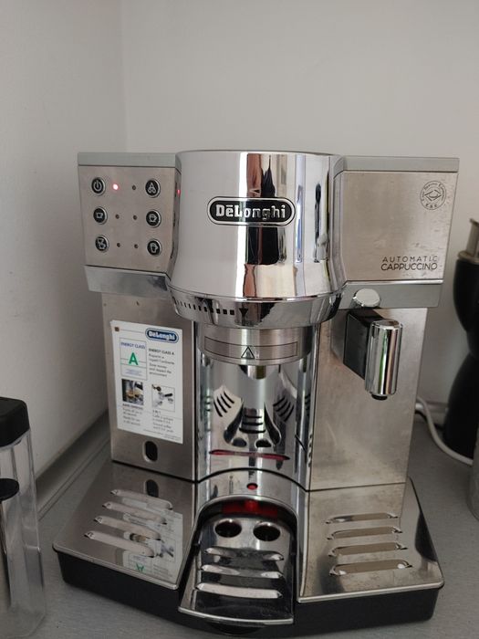 Ekspres do kawy Delonghi Automatic Cappuccino