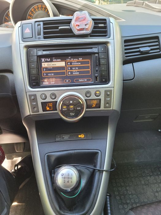 Продам TOYOTA VERSO 2.0   7 місць.