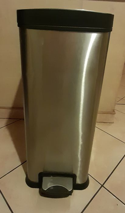 Kosz na śmieci ze stali nierdzewnej 30l