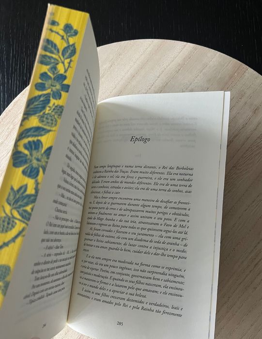 Livro “O Mercado ao Luar”, Joanne Harris
