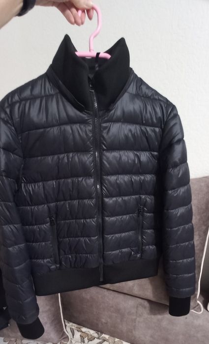 Женская черная куртка, размер L