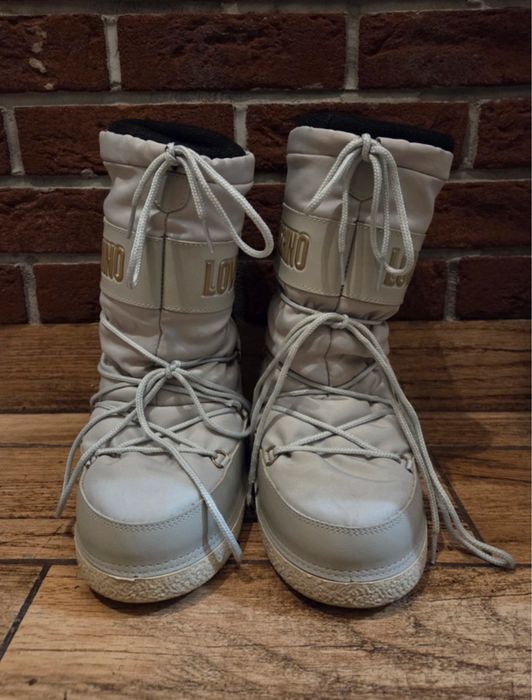 LOVE MOSCHINO Ciepłe śniegowce w stylu Moon Boot