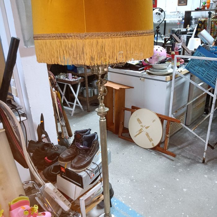 Candeeiro de pé  grande estilo antigo