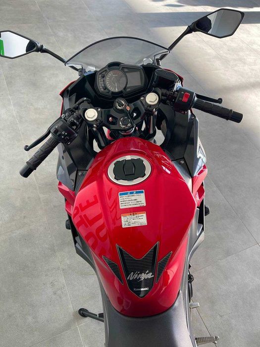 Мотоцикл Kawasaki Ninja 400