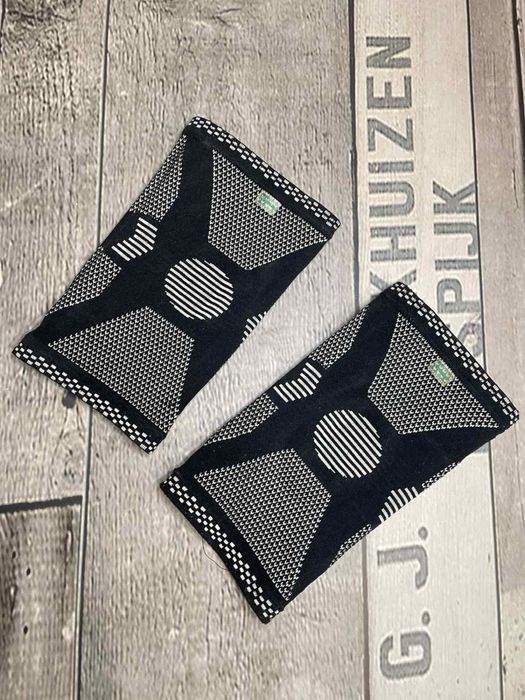 Наколенники Anrie