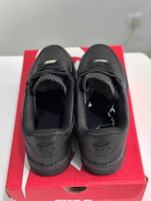 Nike Air Force 1 Black