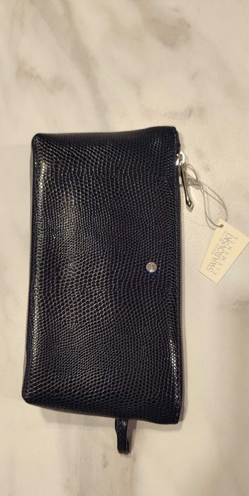 Ekskluzywna skórzana,granatowa kosmetyczka firmy Wojewodzic