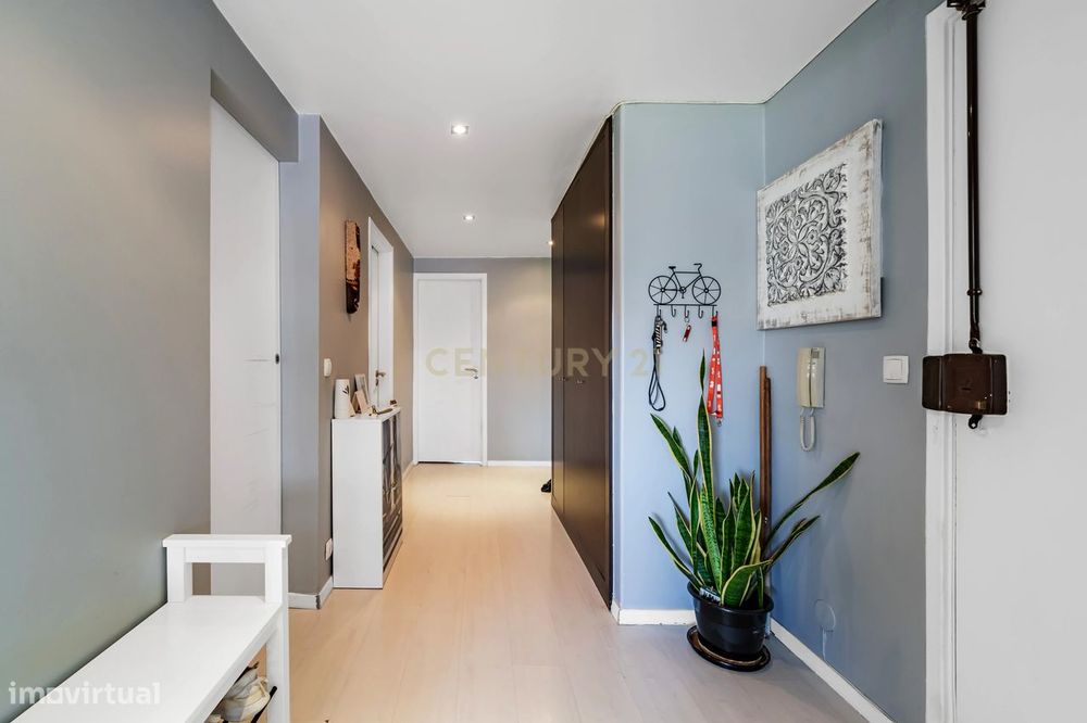 Apartamento T3 em Corroios - Alto do Moinho