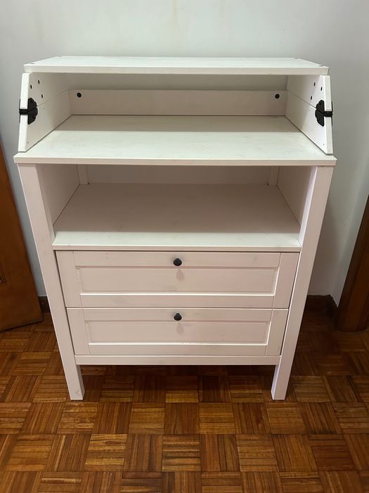 Cômoda com trocador