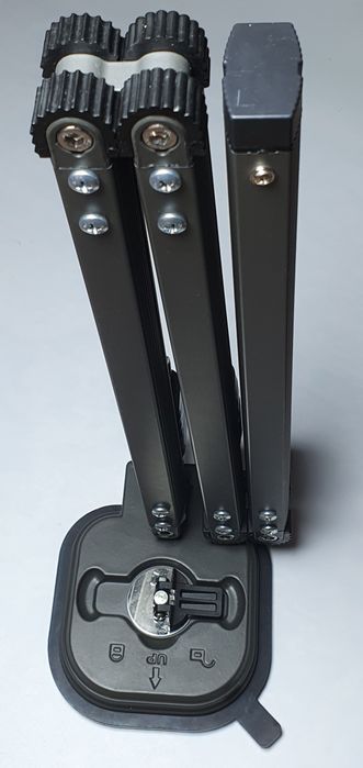 Zestaw 2 prowadnic na zasłonę prysznicową z mocowaniem na przyssawce 1