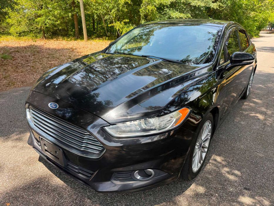 Ford Fusion SE      2015