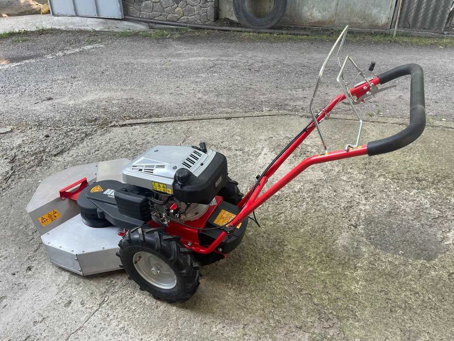 Продам сінокосарку HECHT 5060
